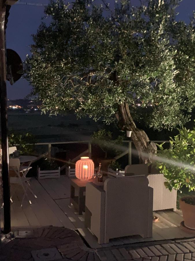 شقة Locazione Turistica Casa Olivo فيوتشيتشيو المظهر الخارجي الصورة