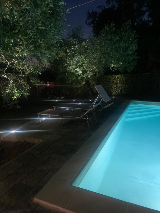 شقة Locazione Turistica Casa Olivo فيوتشيتشيو المظهر الخارجي الصورة